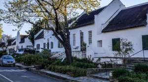 10 Luxury Weekend Escapes from Cape Town