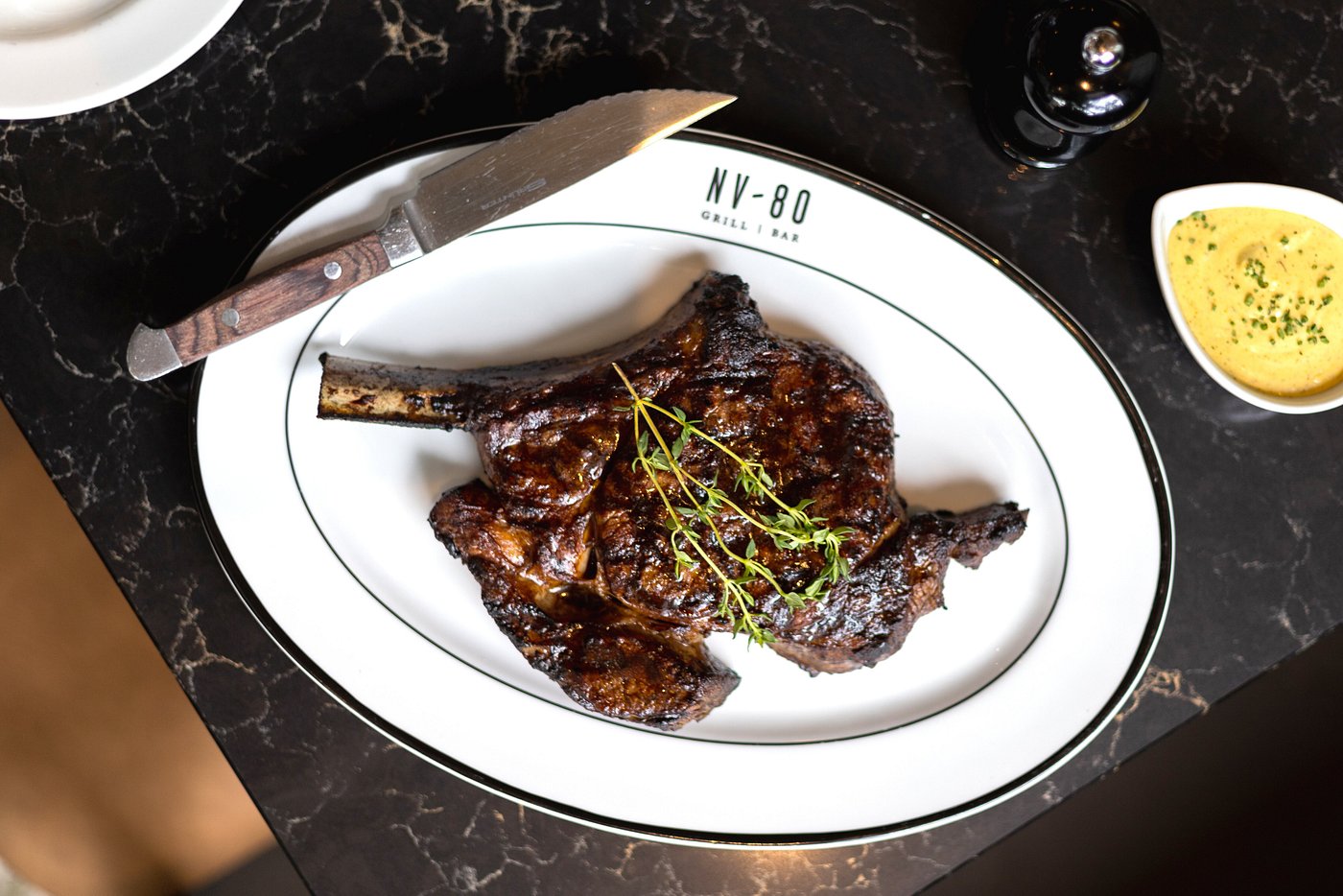 10 NV-80 Grill